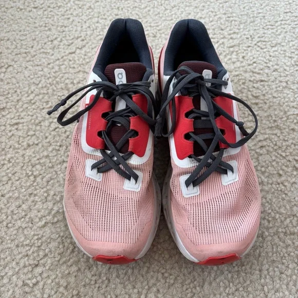 On Running Women's Cloudstratus Pink Red Running Shoes Size 8 - Picture 2 of 9